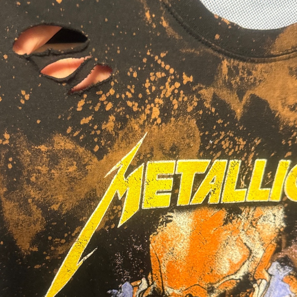One of a kind repurposed Metallica Distressed Black Sleeveless Top Mens Medium - Picture 2 of 10